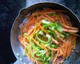 A picture of step 8 of Spaghettini stir fry.