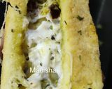 A picture of step 7 of Stuffed Cheese Garlic Bread (No yeast,No fire).