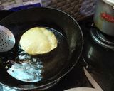 A picture of step 2 of Chole Bhature.