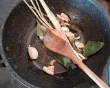 Foto langkah ke 3 dari resep Sop Ayam Ala Pak Min Klaten.