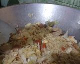 Foto langkah ke 6 dari resep Mie tek-tek ala suami😘.