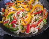 Foto del paso 2 de la receta: Pita de carne picada con especias árabes