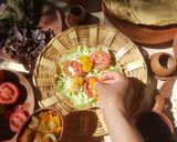 Foto del paso 9 de la receta: Tostadas de salchicha ejuteca