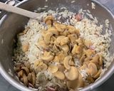 A picture of step 7 of Gratin with Orzo, Sausages, Mushrooms, and Emmental Cheese.