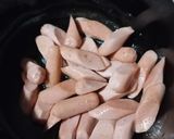 Foto langkah ke 1 dari resep Sosis jamur saos tiram.