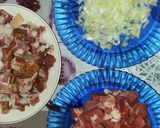 Húsos káposzta árpagyönggyel és bőrkével, Pataky tálban recept fázis 1 fotója