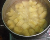 Foto langkah ke 2 dari resep Singkong Merekah, Gurih Dan Cryspi.