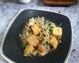 Foto langkah ke 3 dari resep Tumis Tauge Tahu.