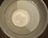 Foto del paso 1 de la receta: Medialunas fáciles sin gluten