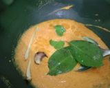 Foto langkah ke 2 dari resep 07. Sayur daun singkong ayam favorit suami.