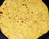 A picture of step 8 of Leftover daal paratha.
