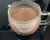 Hình bước làm 2 của món Hot Chocolate - Món Socola Nóng cho mùa Giáng Sinh lạnh 🎄