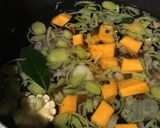Foto del paso 1 de la receta: Cocina antifrío: Sopa de pollo y vegetales