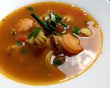 Foto del paso 6 de la receta: Caldito de mariscos arroz de coco, crocante de plátano y aguacate