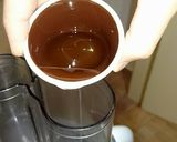 A picture of step 4 of Garlic Sauce Without Eggs.