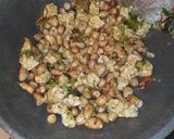 Foto langkah ke 5 dari resep Sayur kentang dan tempe.