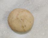 A picture of step 7 of Besan Paratha.