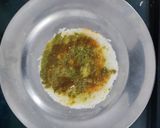 A picture of step 4 of Ulta Vada pav.