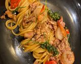 รูปขั้นตอนการทำที่ 8 ของ สปาเก็ตตี้ขี้เมาหมูเบค่อนกุ้ง Spaghetti Kee Mao Pork Bacon Shrimp