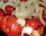 A picture of step 2 of Spicy cream of tomato soup.