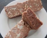Une image de l'étape 4 de Turinois, gâteau châtaignes chocolat.