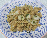 Foto del paso 1 de la receta: Pasta de lentejas, con ajo, perejil y gambas