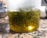 Foto del paso 1 de la receta: Aceite de Romero