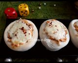 A picture of step 1 of Piri Piri Pita Buns.