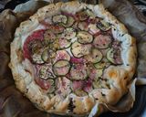 Foto del passaggio 6 della ricetta Torta salata svuotafrigo con zucchina