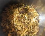 A picture of step 2 of Mumbayia bhel.