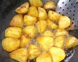 आलू मसाला फ्राई (Aloo Masala Fry recipe in hindi) रेसिपी चरण 2 फोटो