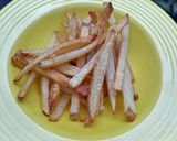 Foto del paso 3 de la receta: Papas fritas en freidora de aire 🥔👌🏼
