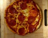 Foto del paso 12 de la receta 🍕Pizzas de pepperoni y dos quesos🧀 con masa casera