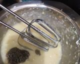 A picture of step 4 of Banana chia milkshake.