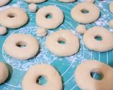 Foto langkah ke 4 dari resep Donut Pisang.
