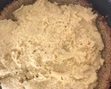 A picture of step 4 of Rhubarb oats tart with frangipane.