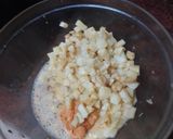 Foto del paso 3 de la receta Tortilla de papas con cebolla, chorizo de Teror y perejil