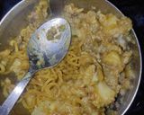 A picture of step 1 of Maggi sandwich.