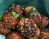 A picture of step 5 of Leftover handvo batter Appe.