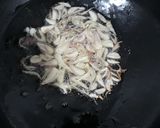 Foto langkah ke 3 dari resep Sayur bening bayam wortel.