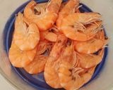 Foto del paso 1 de la receta Buñuelos de langostinos con bacalao