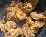 รูปขั้นตอนการทำที่ 3 ของ กุ้งหมูคั่วผัดพริกแกงใต้