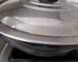 A picture of step 9 of Matar mushroom bharta.