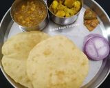 A picture of step 4 of Chole Bhature.