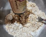 Foto del paso 1 de la receta: Galletitas de avena con pasas y nueces