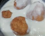 A picture of step 6 of Dahi Bhalla Chaat.