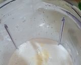 A picture of step 5 of Coconut rum punch.