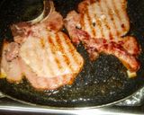 Foto del paso 1 de la receta: Chuletas con cerveza a la jardinera 😋