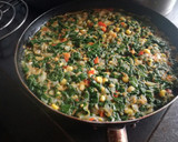 Foto del paso 5 de la receta: Tortilla de verduras con queso