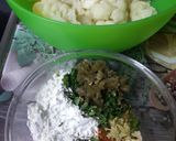 Foto del paso 2 de la receta: Fritos de coliflor estilo India (Gobi Pakoras)